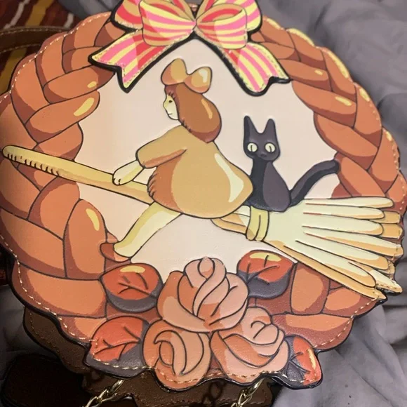 Studio Ghibli Her Universe Kiki's Delivery Service Bread Wreath Crossbody Bag - Picture 10 of 12